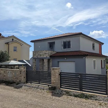 아파트 Sea View Galižana